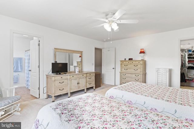 1102 DAY STAR DR, Harrisburg, PA 17111