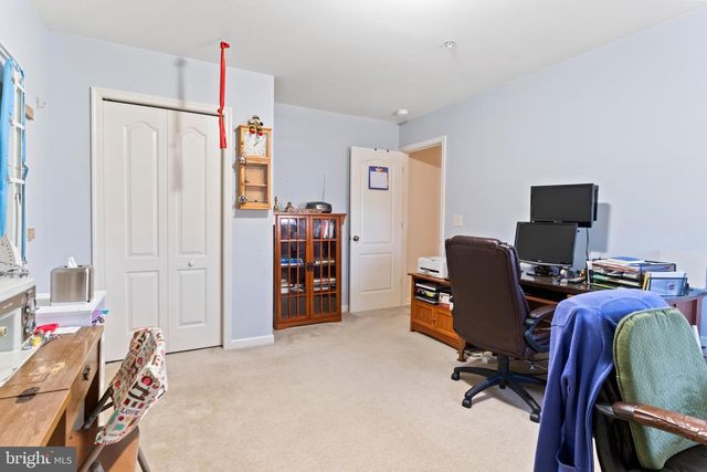 1102 DAY STAR DR, Harrisburg, PA 17111
