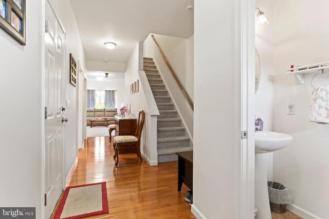 1102 DAY STAR DR, Harrisburg, PA 17111