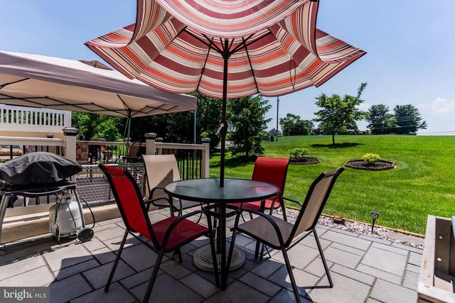 1102 DAY STAR DR, Harrisburg, PA 17111