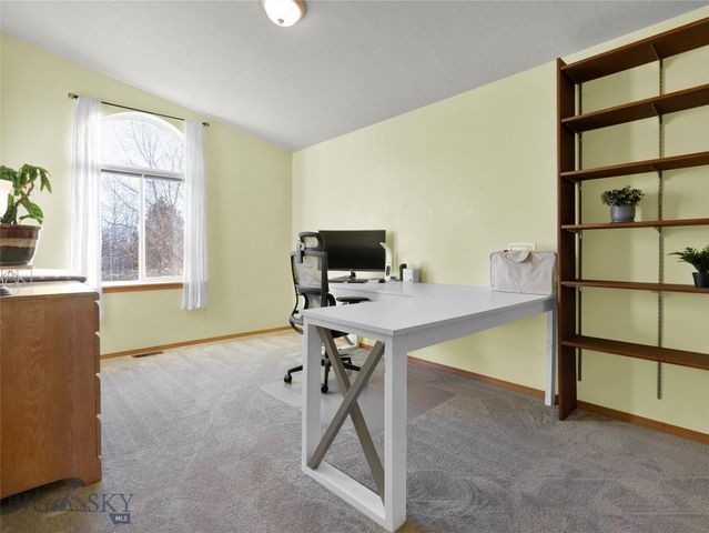 31 Pinnacle Drive, Belgrade, MT 59714