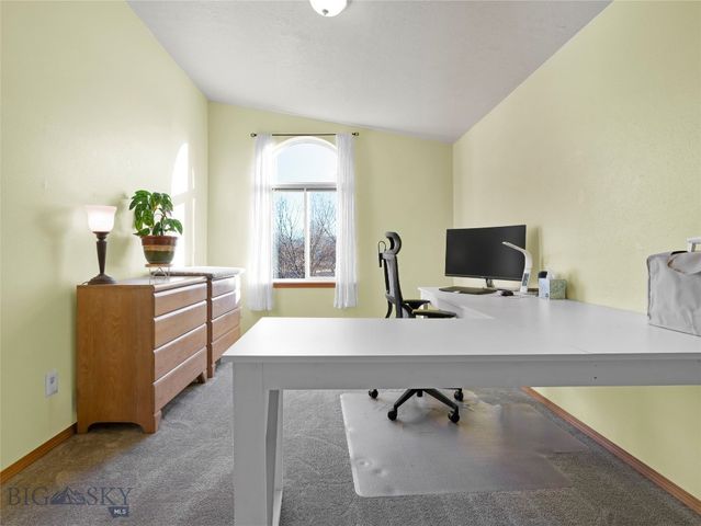 31 Pinnacle Drive, Belgrade, MT 59714