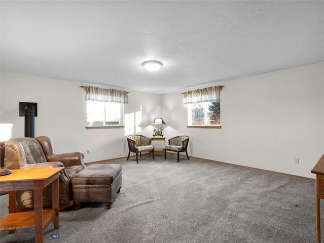 31 Pinnacle Drive, Belgrade, MT 59714