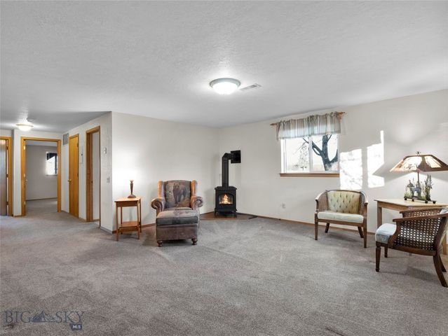 31 Pinnacle Drive, Belgrade, MT 59714