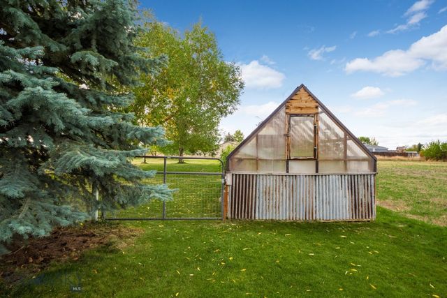 31 Pinnacle Drive, Belgrade, MT 59714