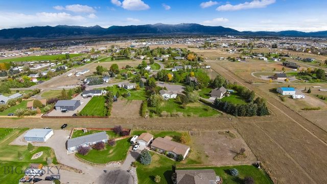31 Pinnacle Drive, Belgrade, MT 59714