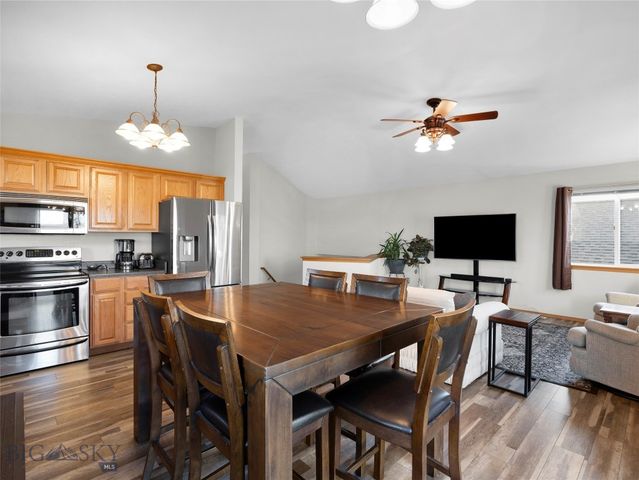 31 Pinnacle Drive, Belgrade, MT 59714