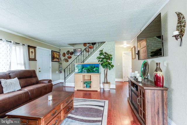 70 BUCKINGHAM DR, Willingboro, NJ 08046