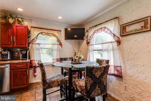 70 BUCKINGHAM DR, Willingboro, NJ 08046