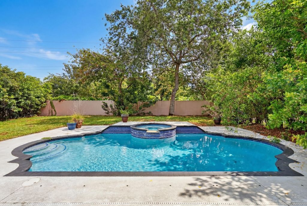 10749 Nashville Drive, Cooper City, FL 33026
