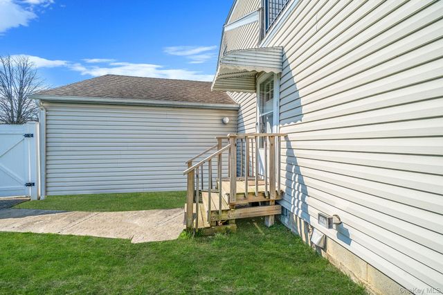 3659 Ionia Street, Seaford, NY 11783