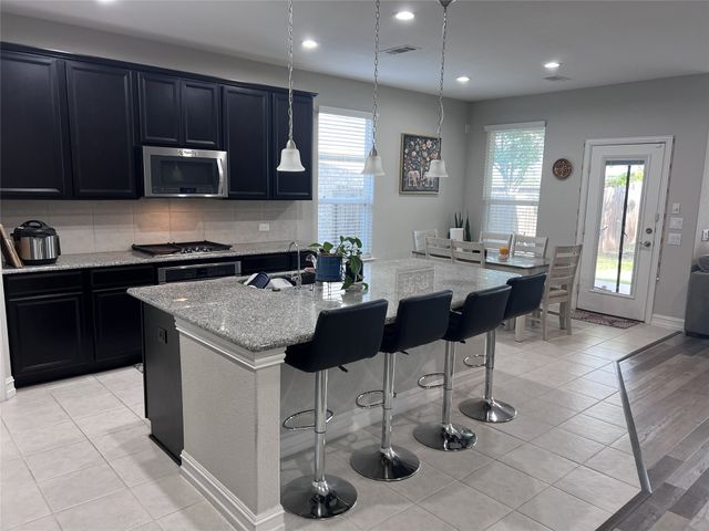 3213 Wiltshire Horn Avenue, Mckinney, TX 75071