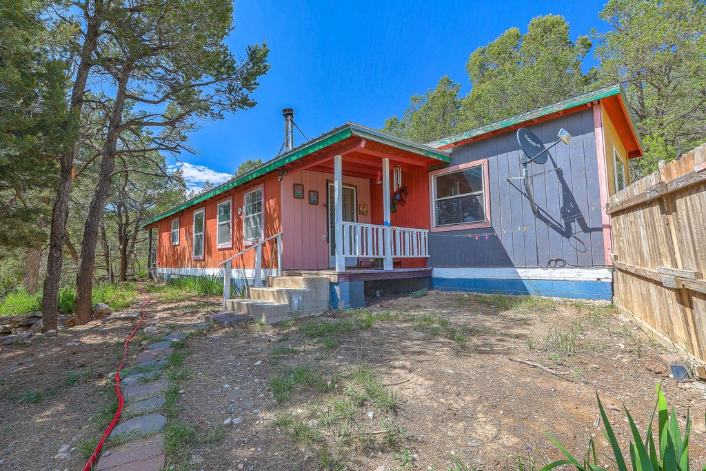 16 Ballenger Ranch Road, Edgewood, NM 87015