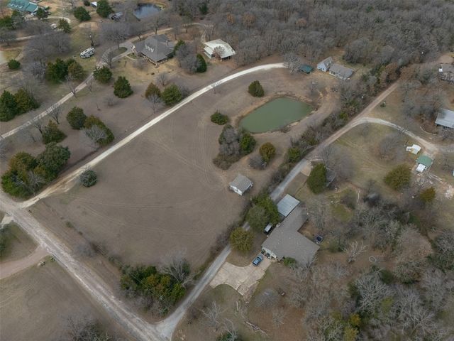 4013 Black Oak Drive, Cleburne, TX 76031