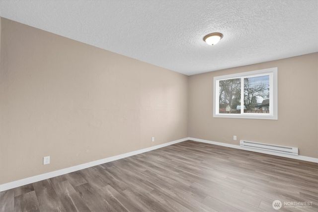 714 S 7th Avenue, Kelso, WA 98626