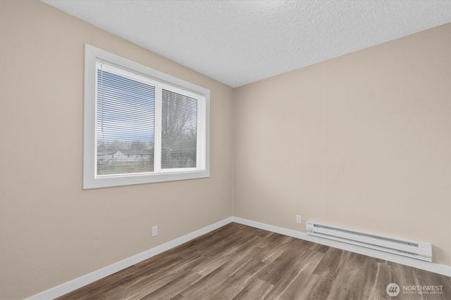 714 S 7th Avenue, Kelso, WA 98626