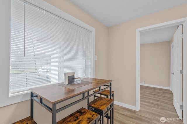 714 S 7th Avenue, Kelso, WA 98626