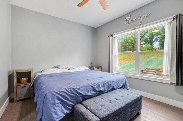 31800 Pine Ridge Circle, Lawton, MI 49065