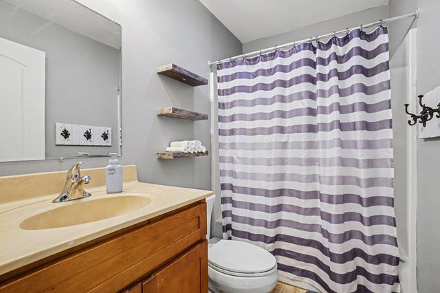 31800 Pine Ridge Circle, Lawton, MI 49065