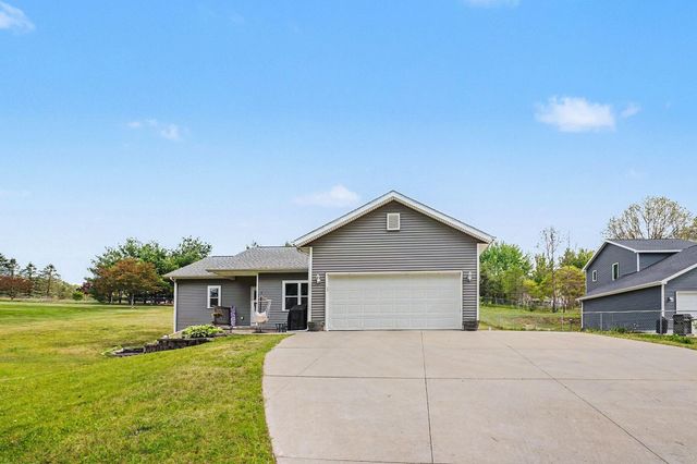31800 Pine Ridge Circle, Lawton, MI 49065