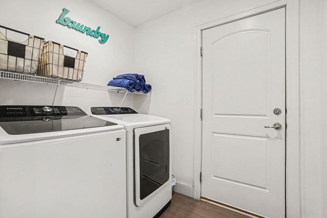 31800 Pine Ridge Circle, Lawton, MI 49065