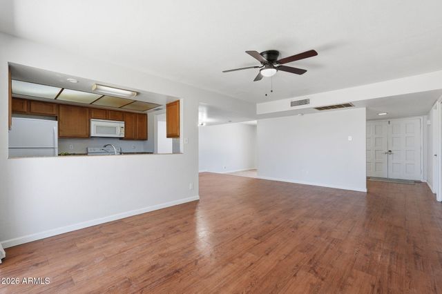5312 W BECK Lane, Glendale, AZ 85306