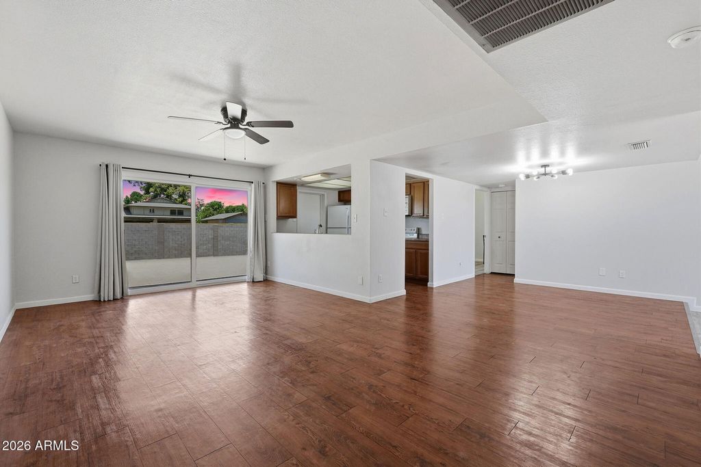 5312 W BECK Lane, Glendale, AZ 85306 — photo 5