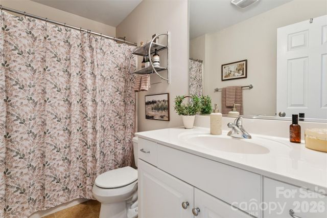 136 Turnberry Drive, Mocksville, NC 27028