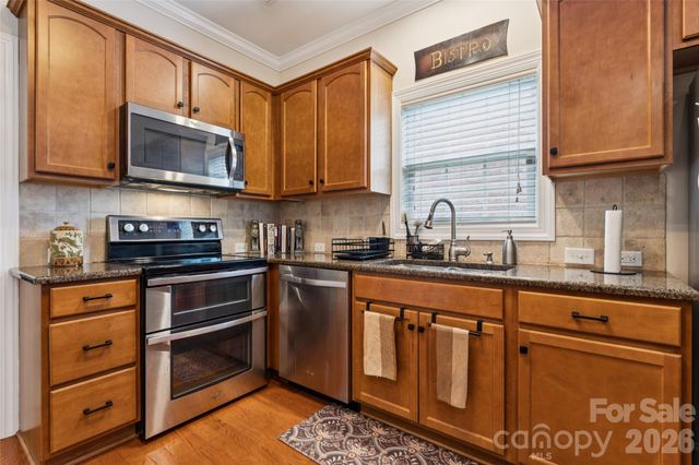 136 Turnberry Drive, Mocksville, NC 27028