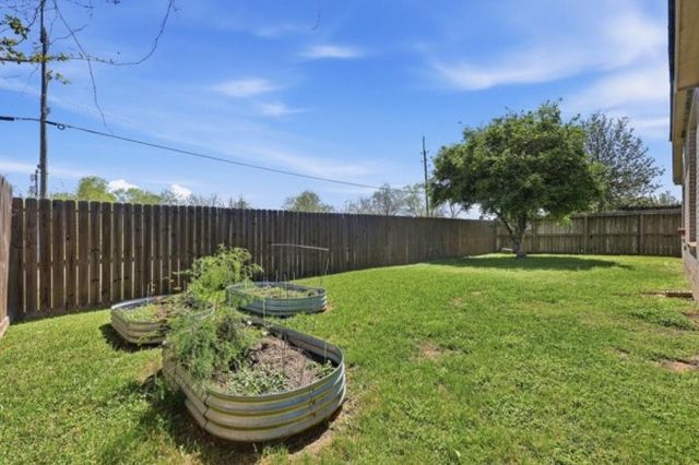 2607 Sun Cove Lane, Pearland, TX 77584