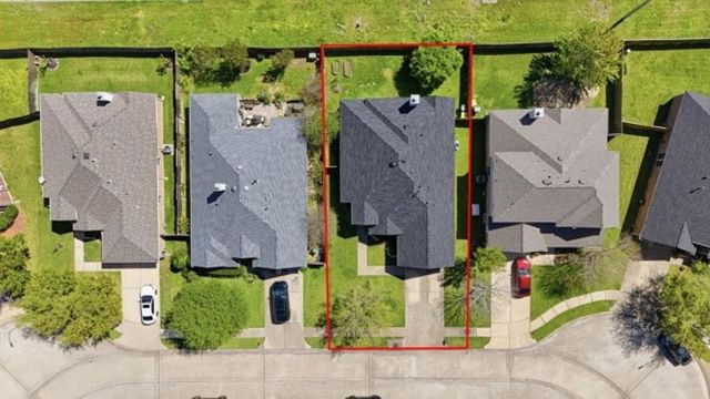 2607 Sun Cove Lane, Pearland, TX 77584