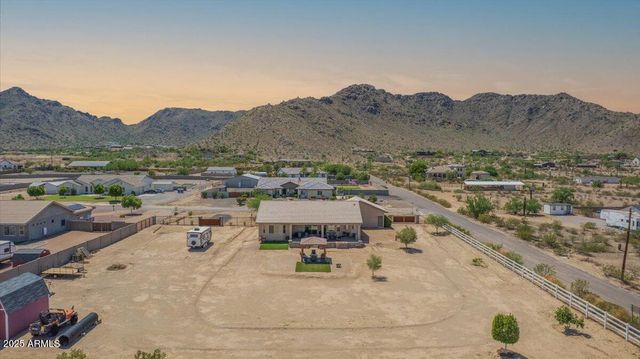 7106 W HOMBRE Road, San Tan Valley, AZ 85144