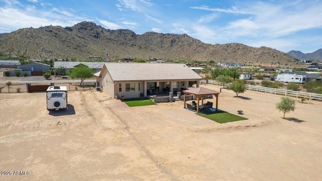 7106 W HOMBRE Road, San Tan Valley, AZ 85144