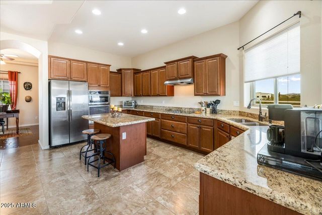 7106 W HOMBRE Road, San Tan Valley, AZ 85144