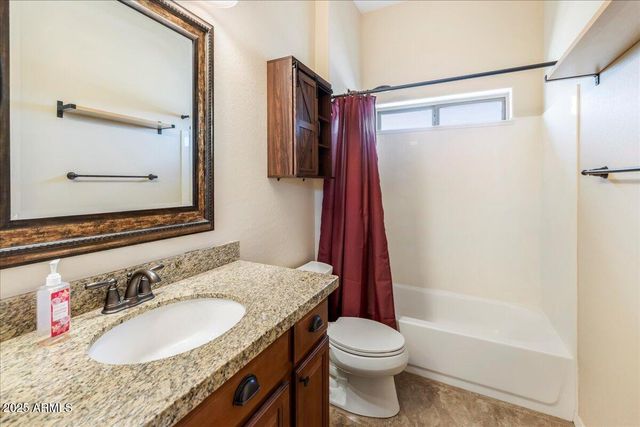 7106 W HOMBRE Road, San Tan Valley, AZ 85144