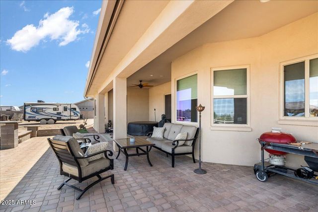 7106 W HOMBRE Road, San Tan Valley, AZ 85144
