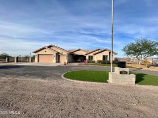 7106 W HOMBRE Road, San Tan Valley, AZ 85144