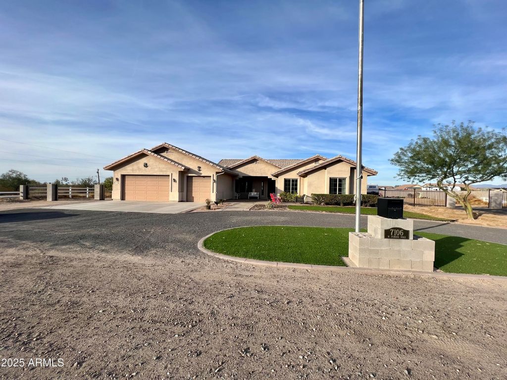 7106 W HOMBRE Road, San Tan Valley, AZ 85144