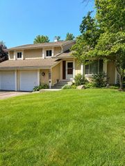 1347 Rutledge Drive, Temperance, MI 48182