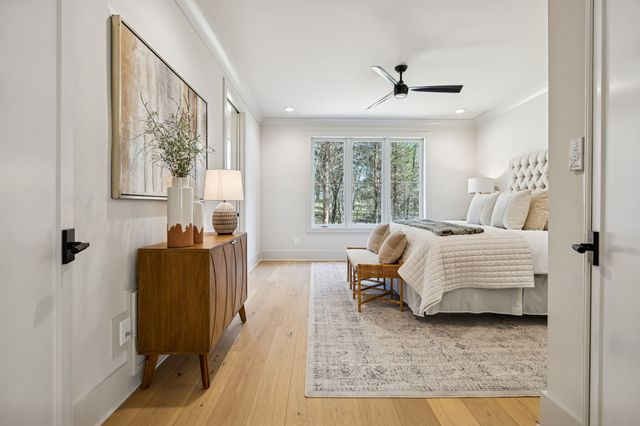 671 Baker Rd, Columbia, TN 38401