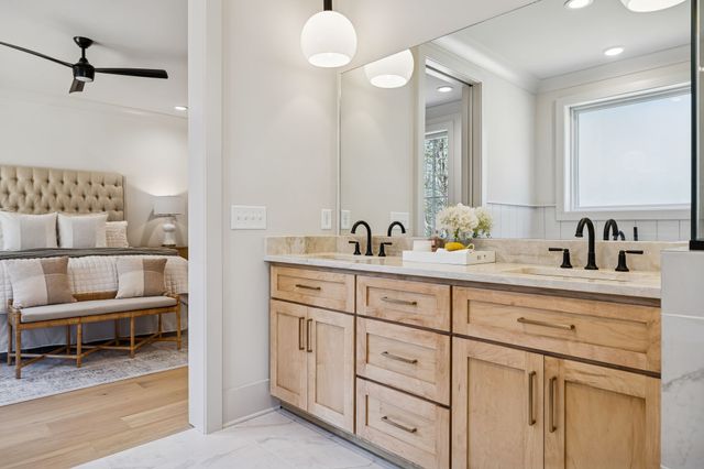 671 Baker Rd, Columbia, TN 38401