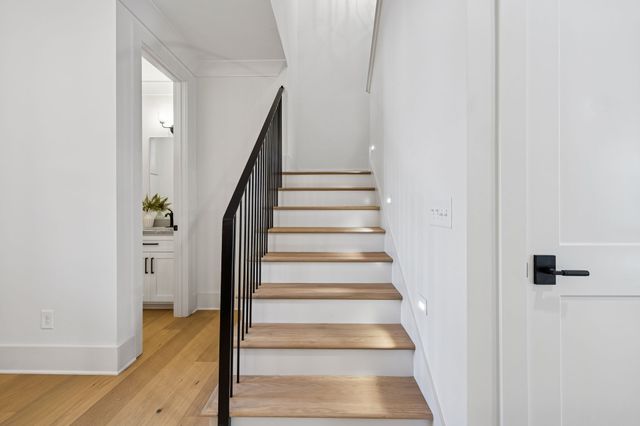 671 Baker Rd, Columbia, TN 38401