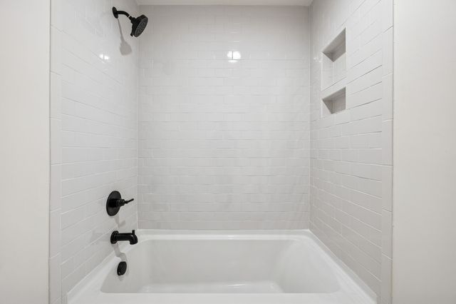 671 Baker Rd, Columbia, TN 38401