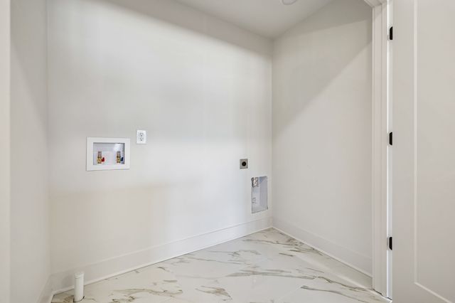 671 Baker Rd, Columbia, TN 38401