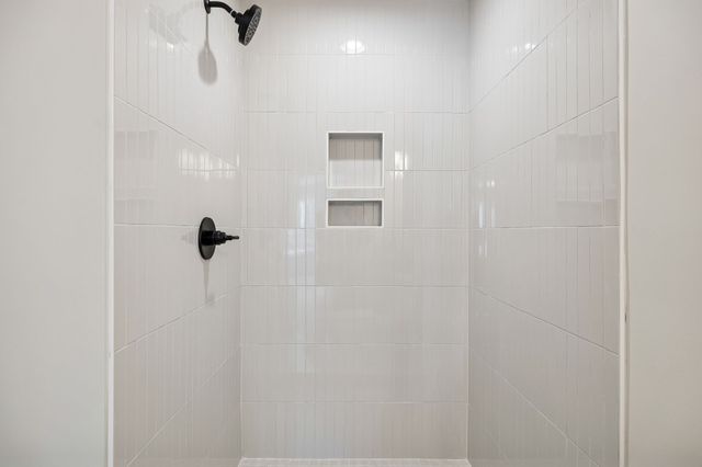 671 Baker Rd, Columbia, TN 38401