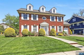 321 Rutland Avenue, Teaneck, NJ 07666