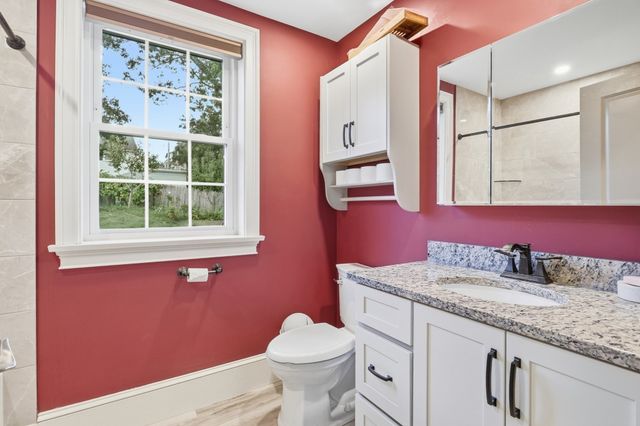 15 Cedar Street, Chelmsford, MA 01863