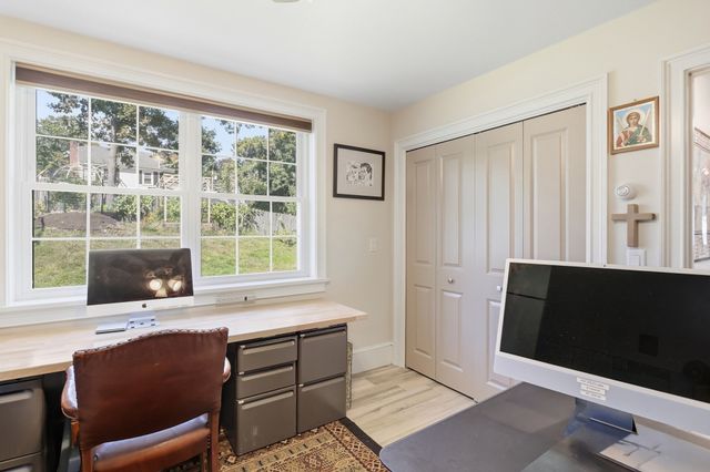 15 Cedar Street, Chelmsford, MA 01863