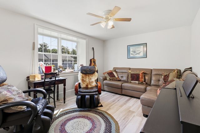 15 Cedar Street, Chelmsford, MA 01863