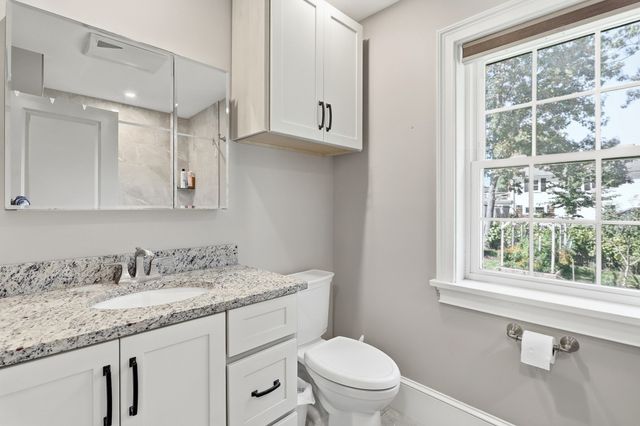 15 Cedar Street, Chelmsford, MA 01863